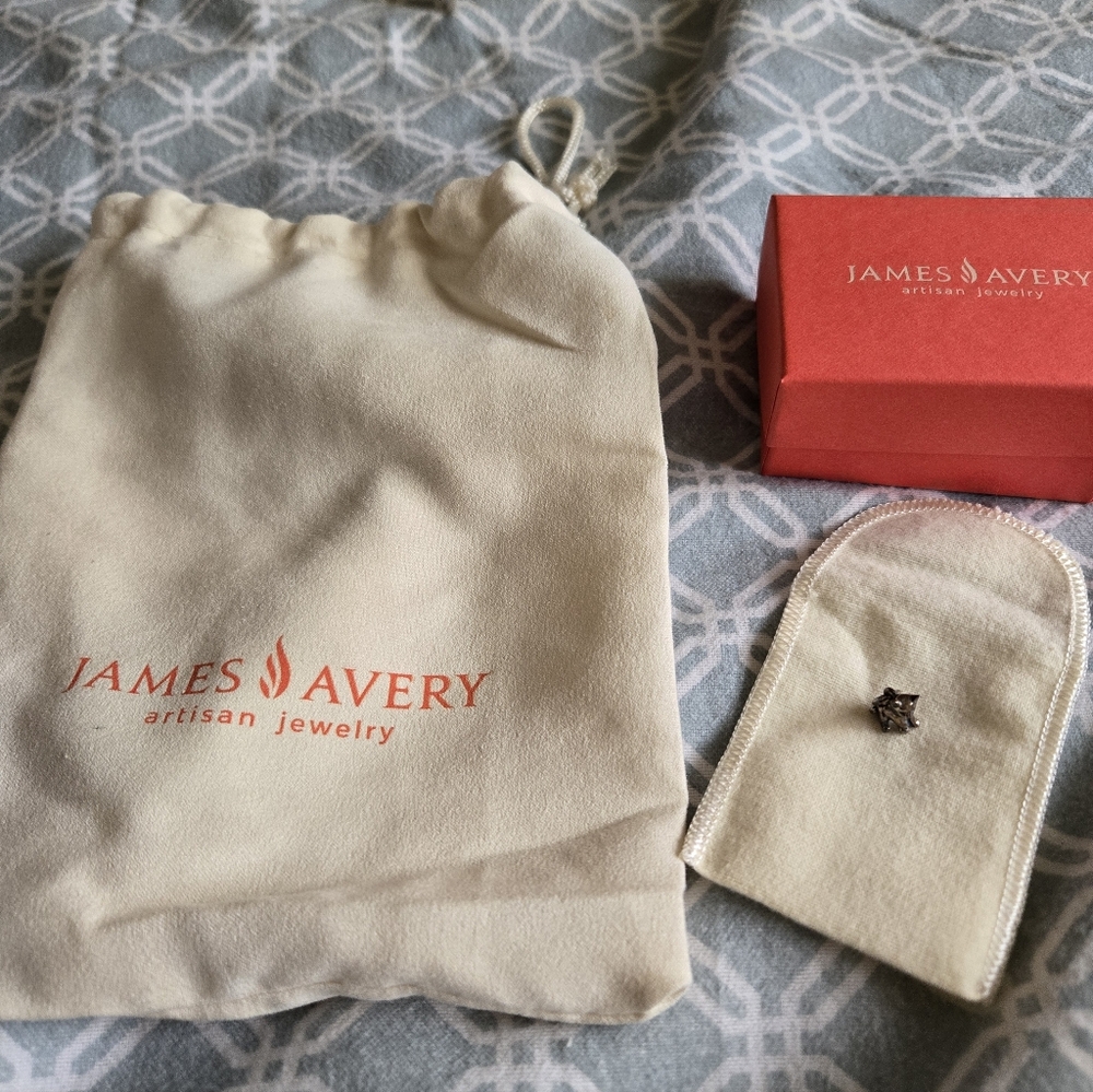 James AVEEY Silver Kitten Charm.